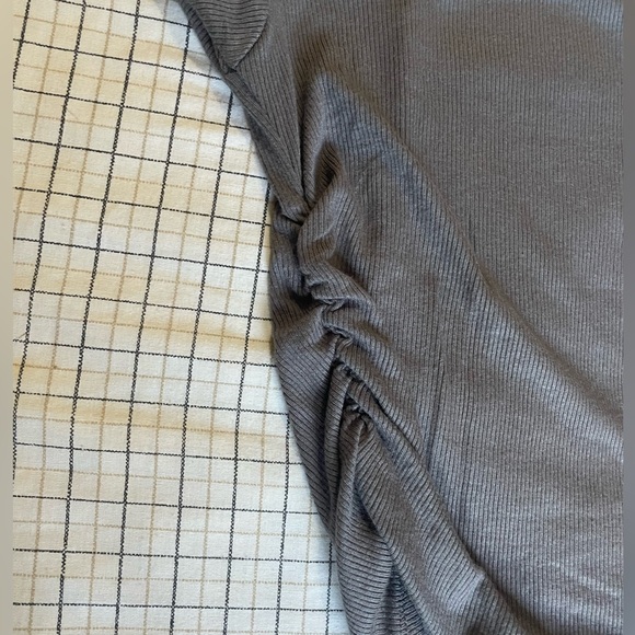 Urban behaviour gray cinched t shirt - Picture 2 of 3